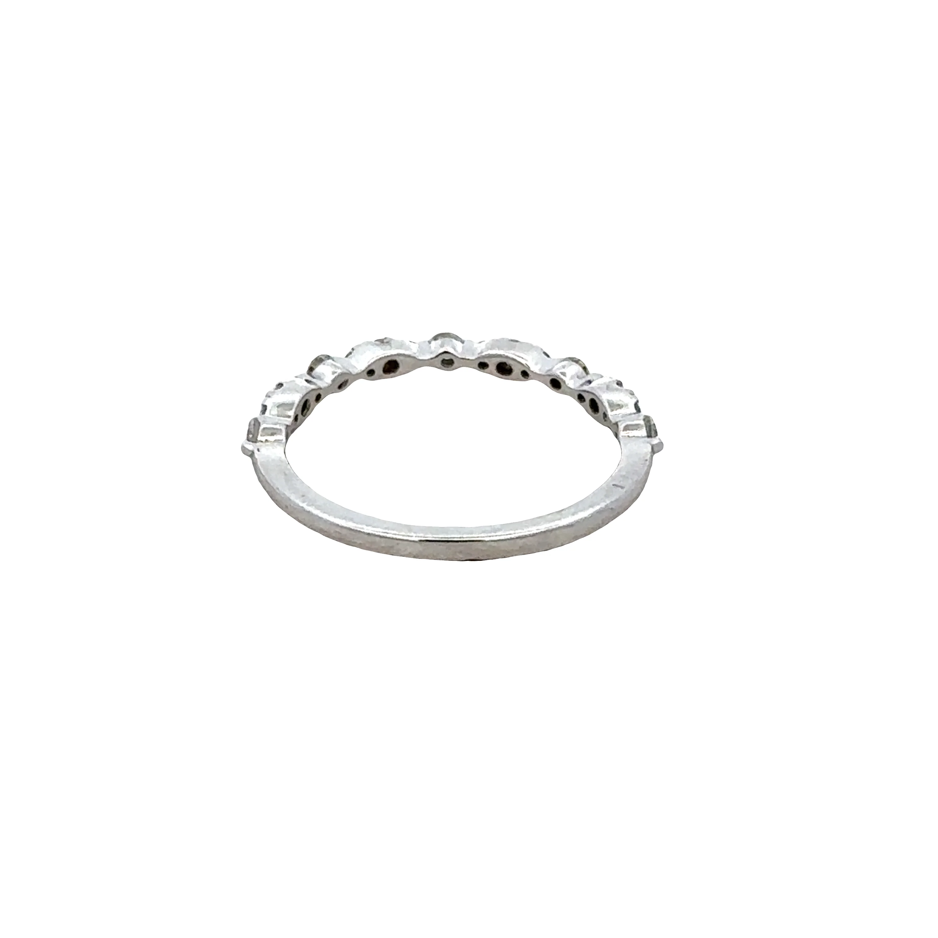14k White Gold 0.25 Carat Diamond Alternating Wedding Band – Size 6 - Image 3