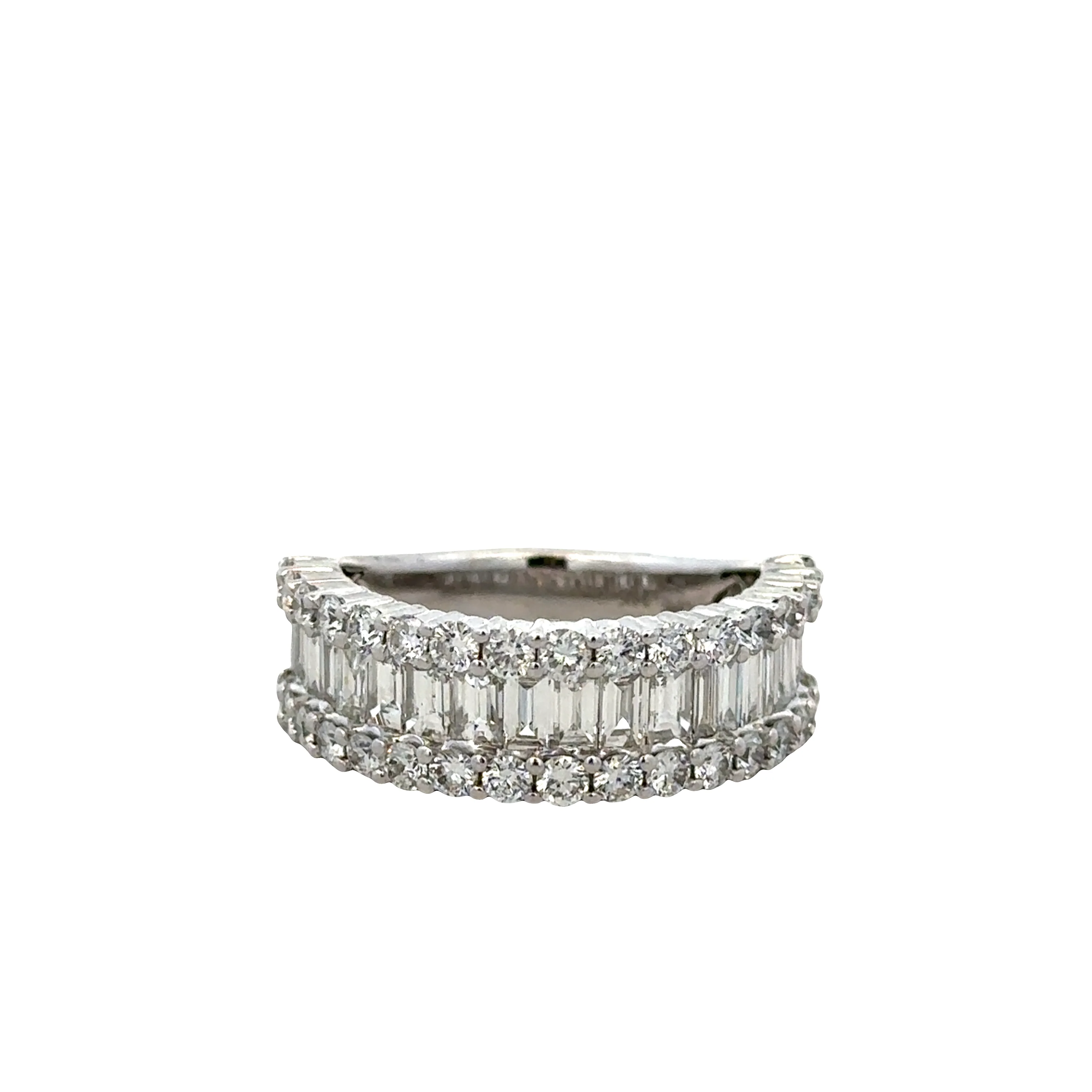 14k White Gold Diamond Baguette & Round Band – Size 6.75