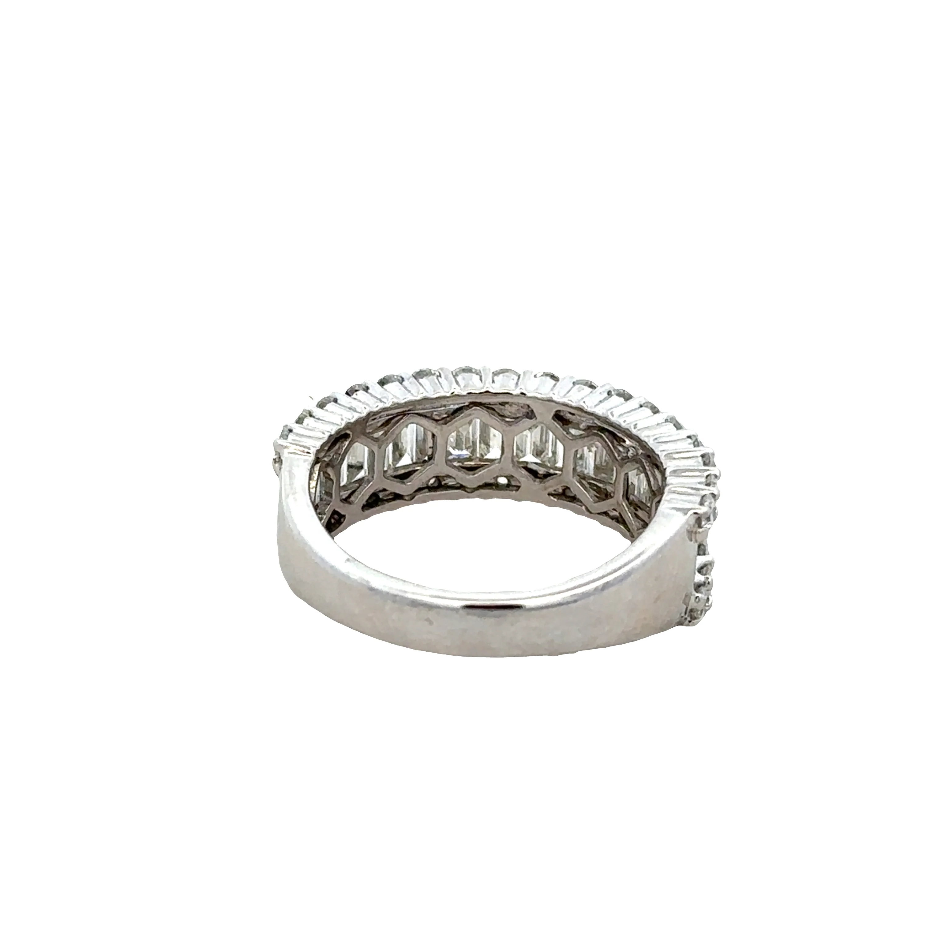 14k White Gold Diamond Baguette & Round Band – Size 6.75 - Image 3