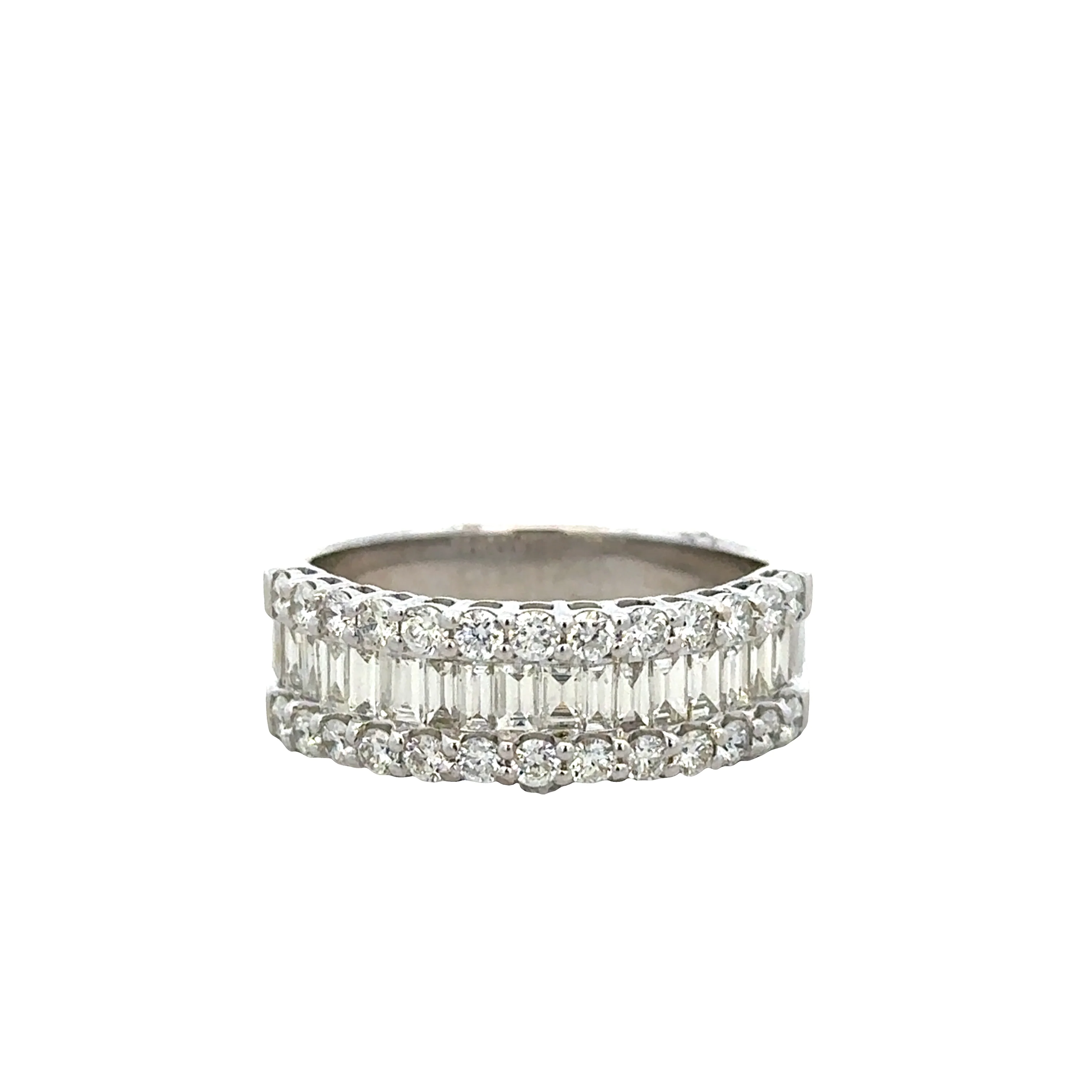 14k White Gold Diamond Band – Size 7.5