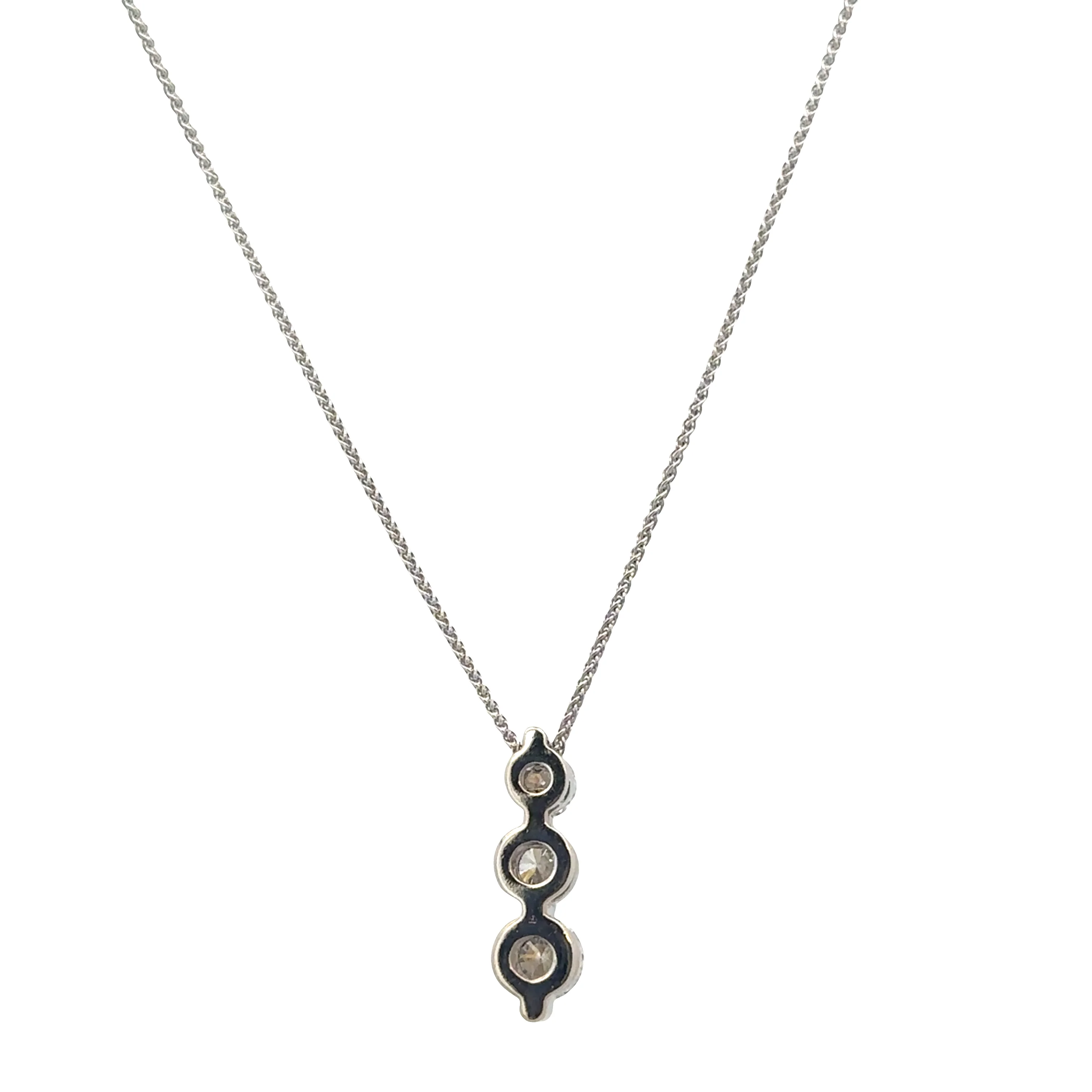 14k White Gold Graduated Diamond Pendant Necklace - Image 3