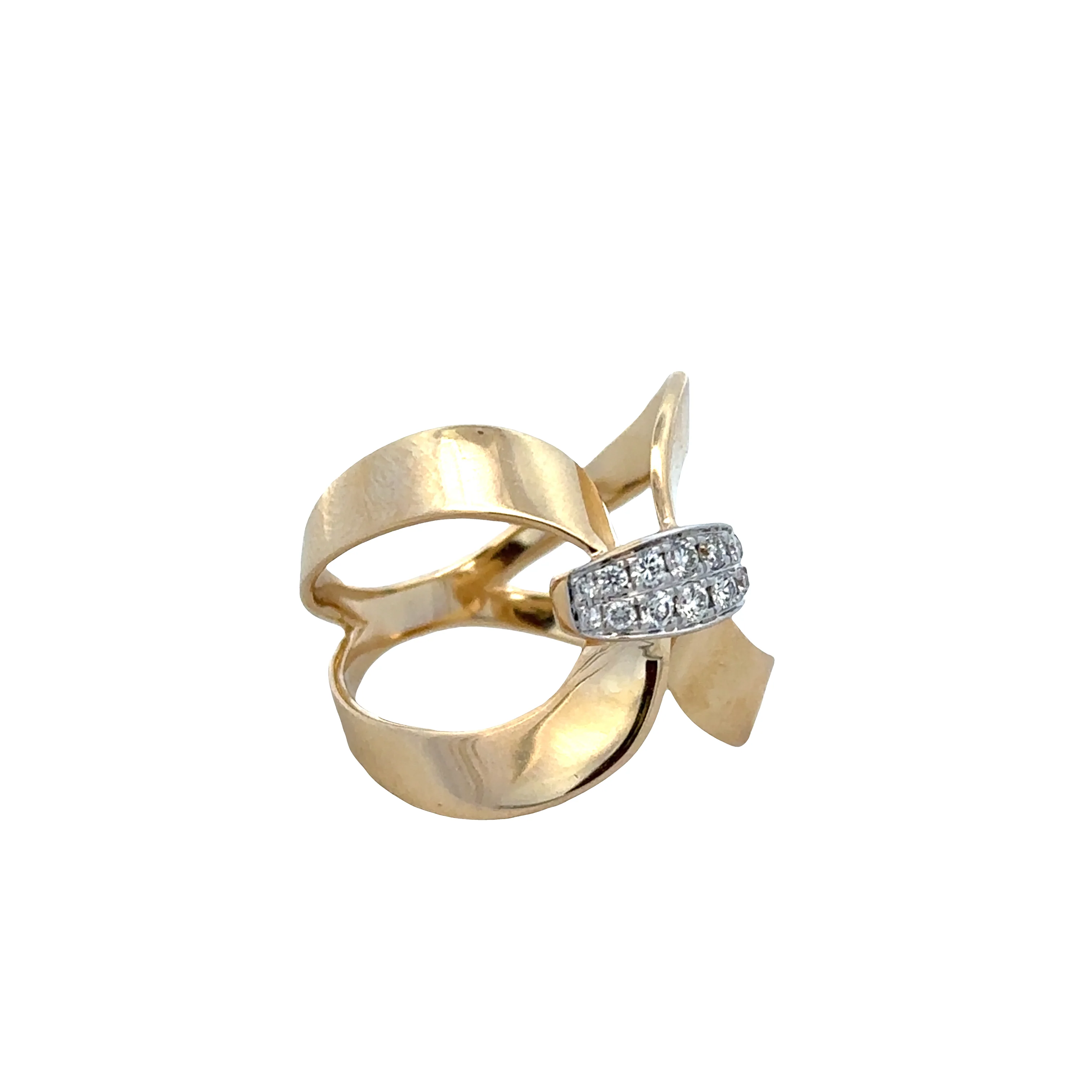 14k Yellow Gold Openwork Ring with Round Brilliant Cut Diamonds – 0.18 Carats - Image 2