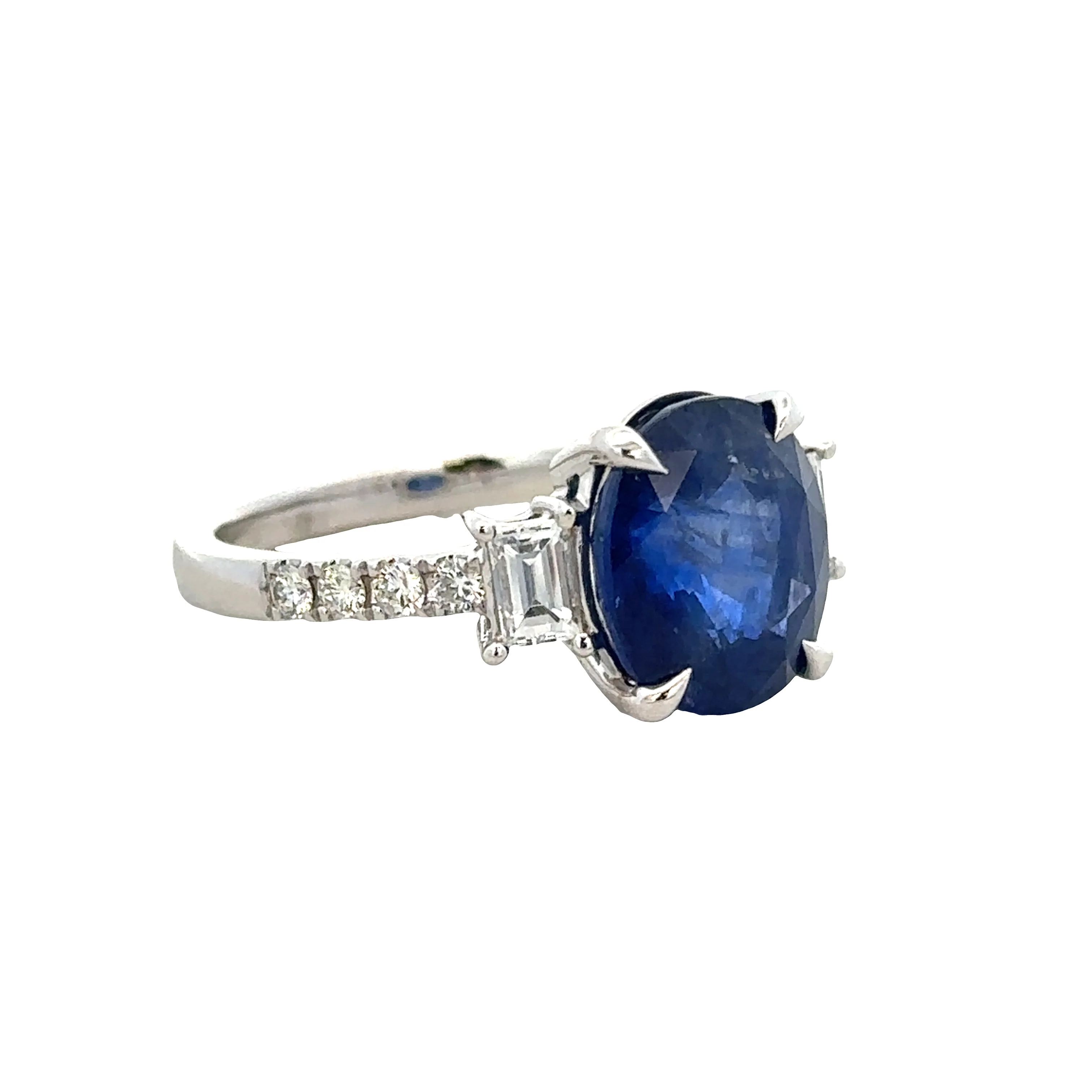 18k White Gold Sapphire & Diamond Three-Stone Ring – Size 7.25 - Image 2