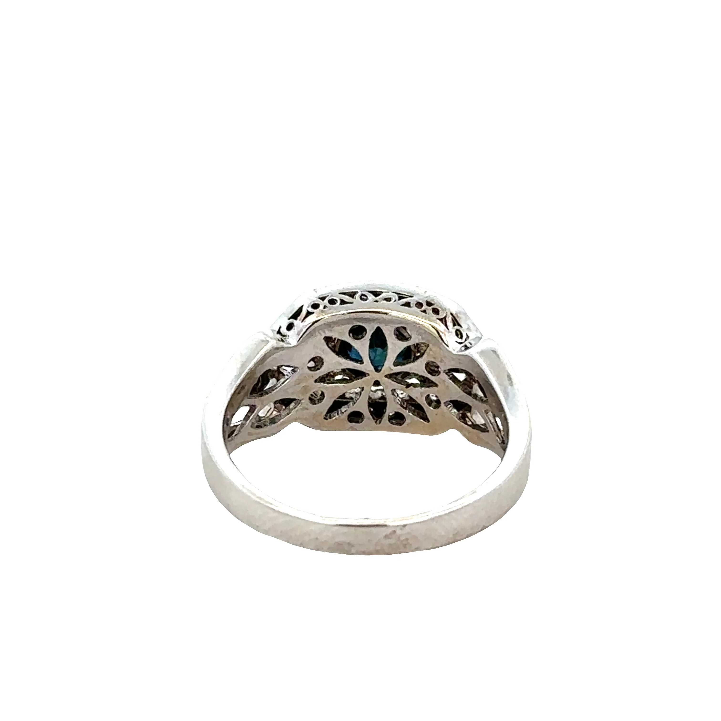 18k White Gold Sapphire & Diamond Vintage-Inspired Ring – Size 8.25 - Image 3