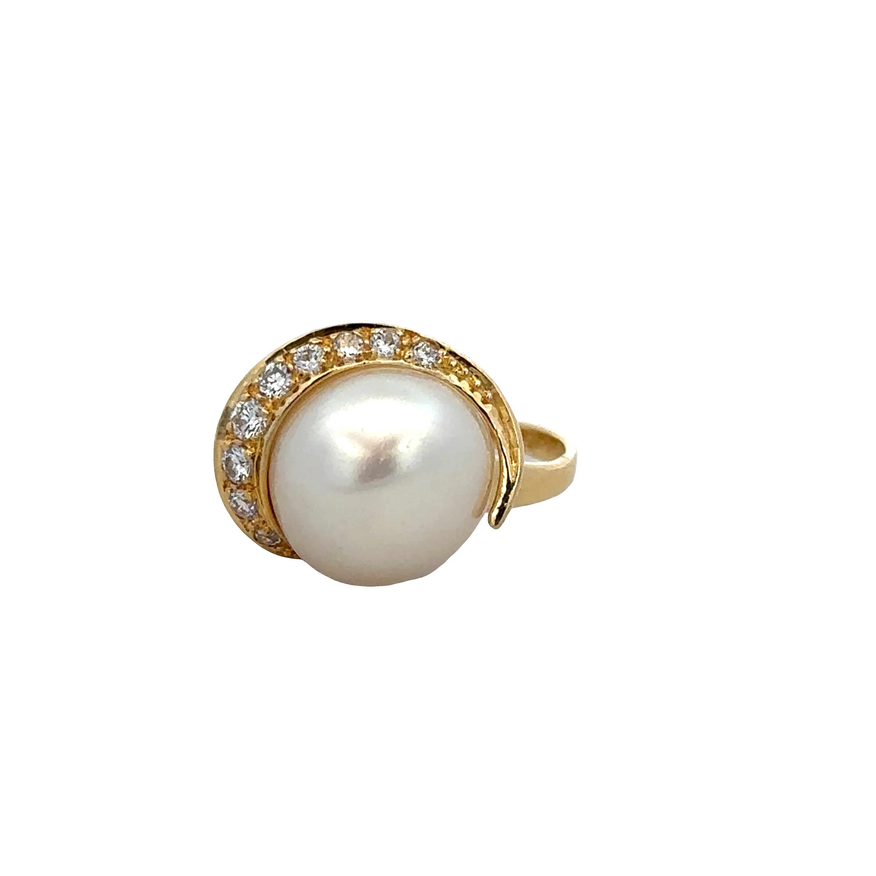 Modern 18k Yellow Gold Cultured Pearl and Diamond Ring – Size 6