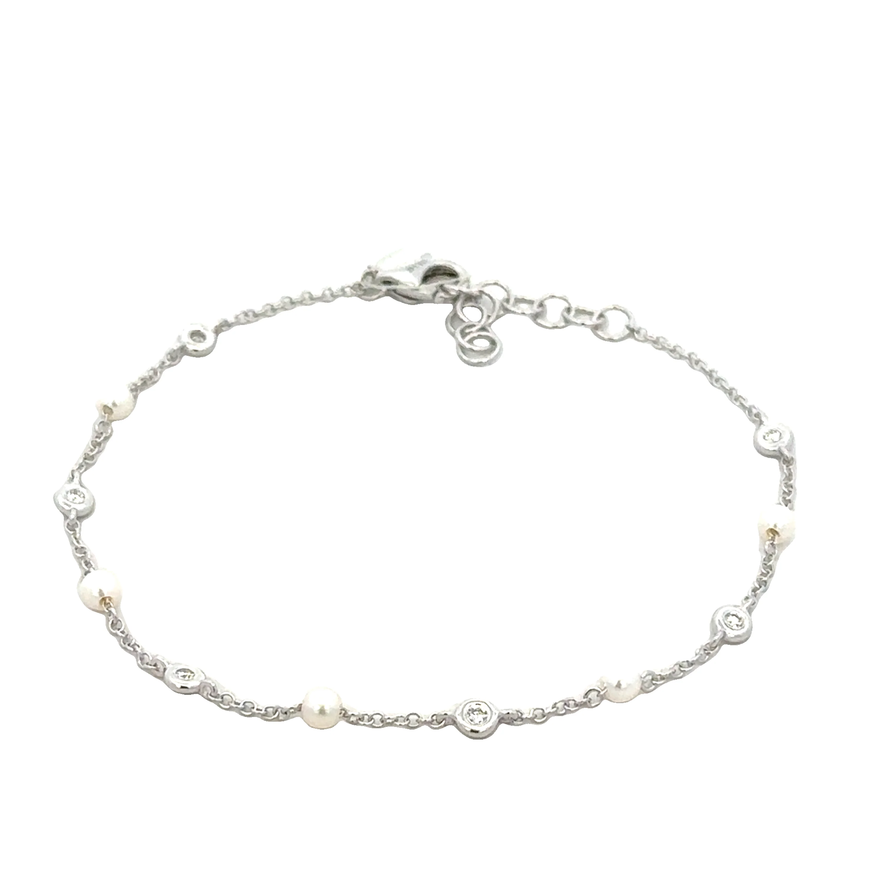 Pearl and Diamond Bracelet in White Gold
